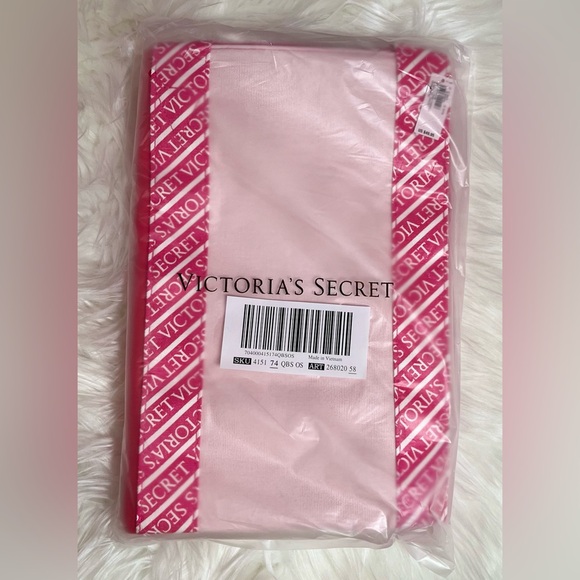 Victoria’s Secret Colorblock Tote - Picture 5 of 6